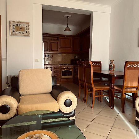 Blehami_Entire_Apartment Берат Екстер'єр фото
